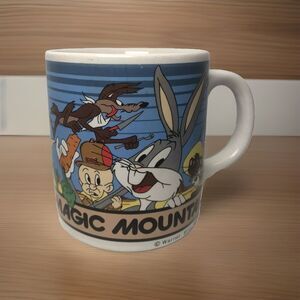 Vintage Looney Tunes Magic Mountain Mug 1985 Coffee Tea Cup Bugs Bunny Cast